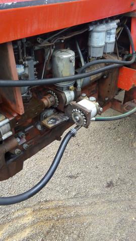 Trator agrícola MF 296 4x2 motor novo - Foto 3