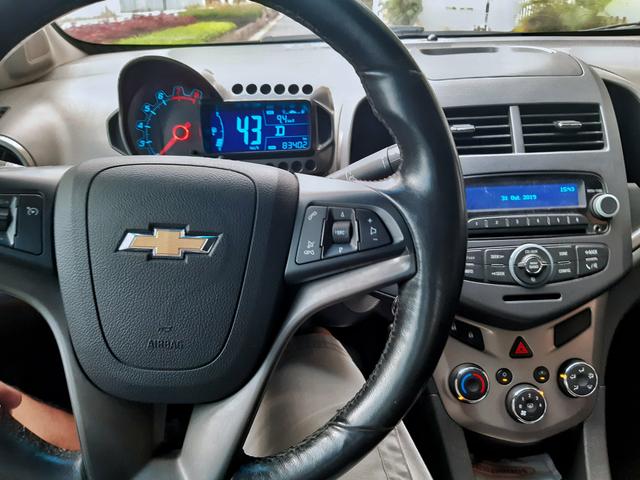 Chevrolet Sonic Sedan LTZ automático 2013 - Foto 17