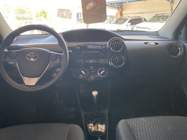 Etios Sedan X Plus 1.5 Automático - Foto 4