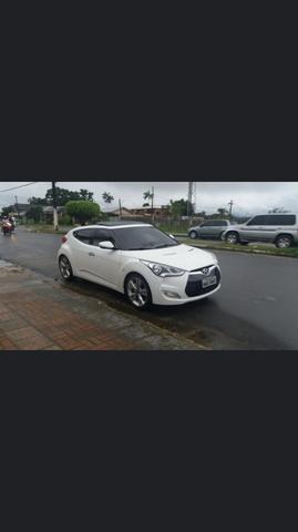 Vende se veloster 2013