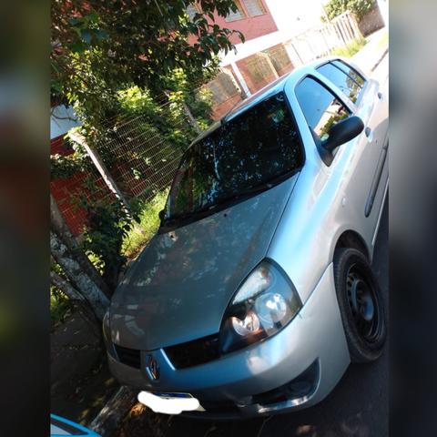 Clio Campos hatch 1.0 16 v com ar - Foto 4