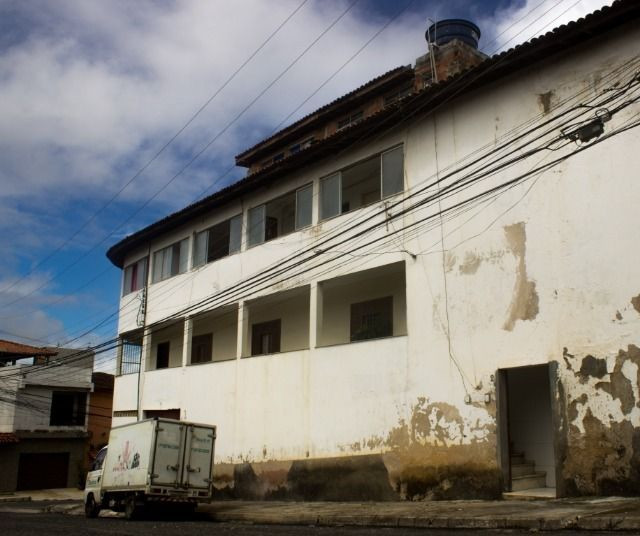 Quartos em casa mobiliada, cond. fechado na Paralela - Unijorge, Cab e metrô - Foto 17