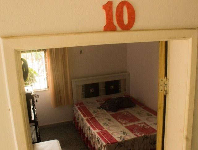 Quartos em casa mobiliada, cond. fechado na Paralela - Unijorge, Cab e metrô - Foto 12