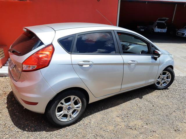 New Fiesta Hatch 1.5 SE * 2014 - Foto 20