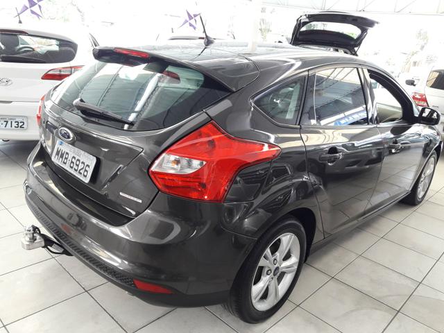 Ford focus 1.6 automático 2014 aceito trocas - Foto 9