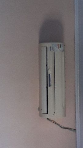 Vendo ar comdicionado brize por 800reais ou em em material de contrução