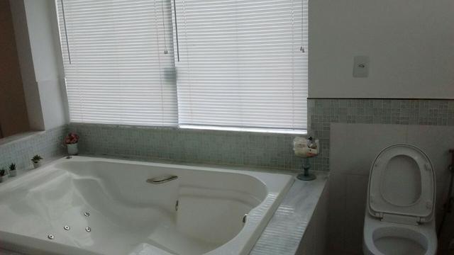 Linda Casa Alphaville Litoral Norte II Triplex 4 suítes 393m2 decorada Lauro de Freitas / - Foto 15