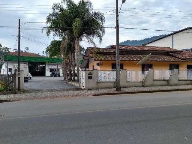 Galpão industrial e comercial, c/ 627,60 m², c/ casa de 192,66 m², valor 1.200.000,00 - Foto 3