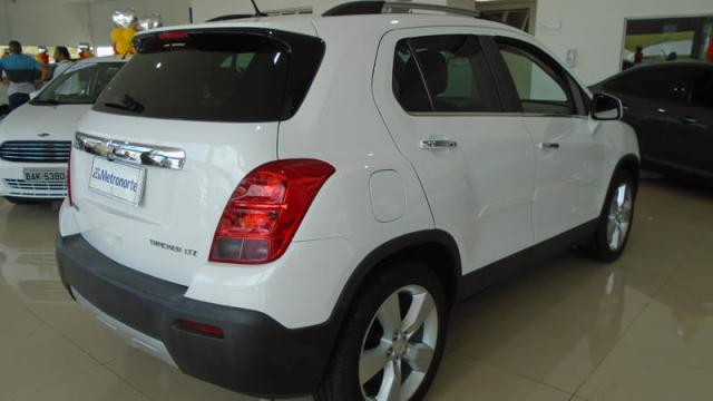 CHEVROLET TRACKER LTZ 1.8 - Foto 3