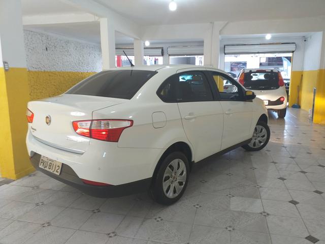 Grand Siena 1.4 attractive 2018 o mais novo de Sergipe com 26.000 km - Foto 8