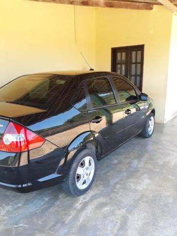 Fiesta sedan 1.6 - Foto 4
