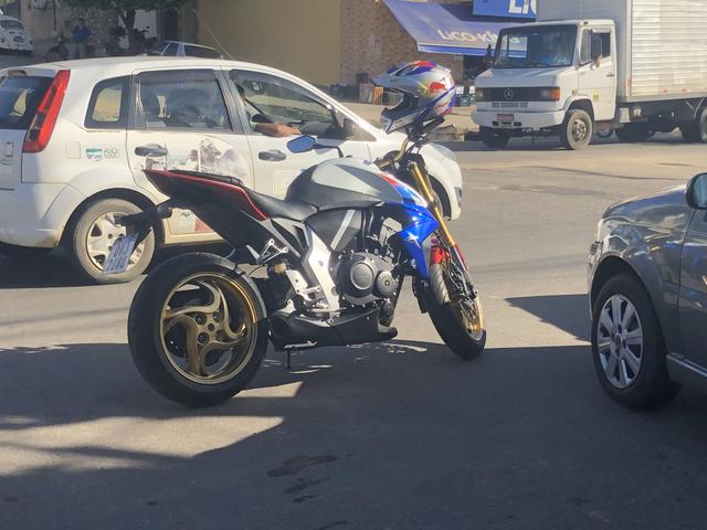 CB 1000r - Foto 2