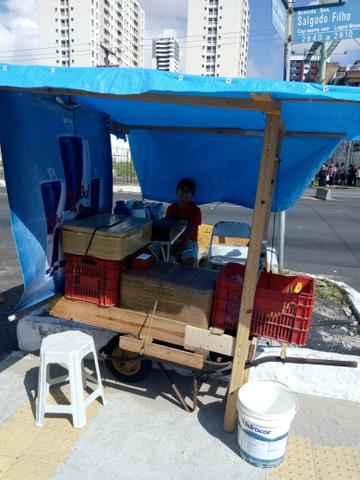 Carro de mão adaptado pra vende lanches