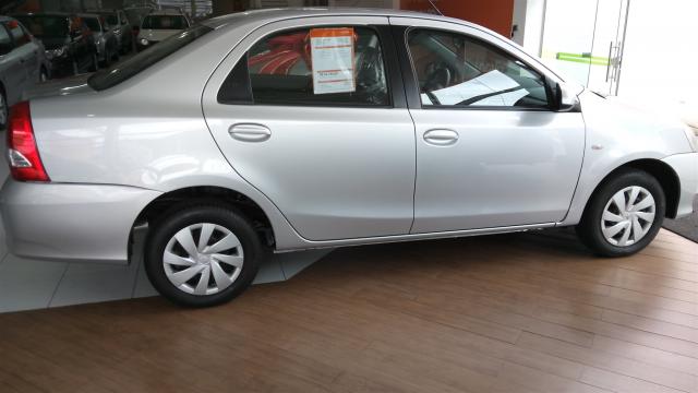 TOYOTA ETIOS 2018/2019 1.5 X PLUS 16V FLEX 4P AUTOMÁTICO - Foto 7