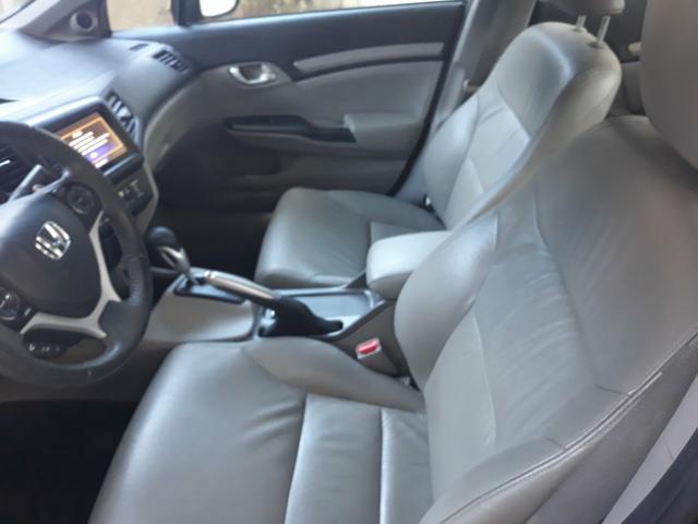 Vendo um Honda Civic 2016 mas completo de tudo é troco por carro de menor valor - Foto 5