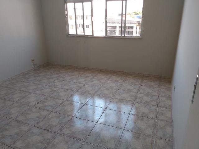 Vendo Vila da Penha apartamento 2 qts sem elevador vaga na escritura - Foto 2