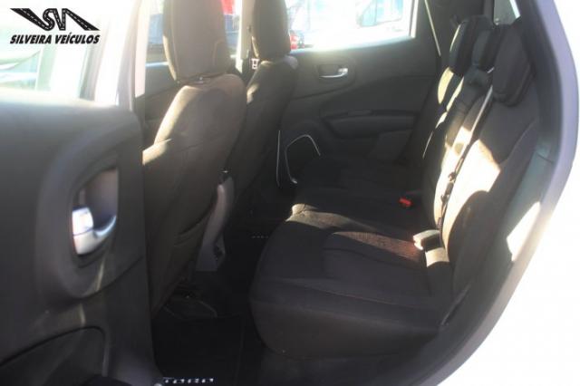 Fiat toro 2018 2.0 16v turbo diesel volcano 4wd at9 - Foto 8