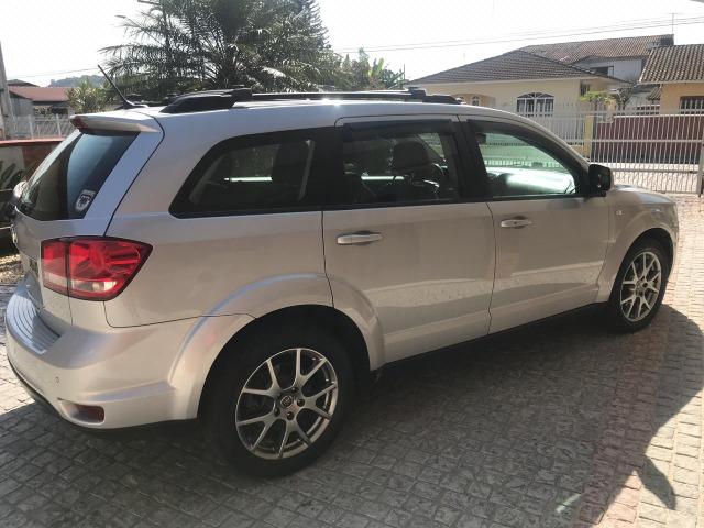Fiat Freemont Precision 2.4 6 marchas 7 lugares 2014 - Foto 3