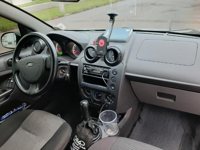 Ford fiesta 1.0 completo - Foto 2