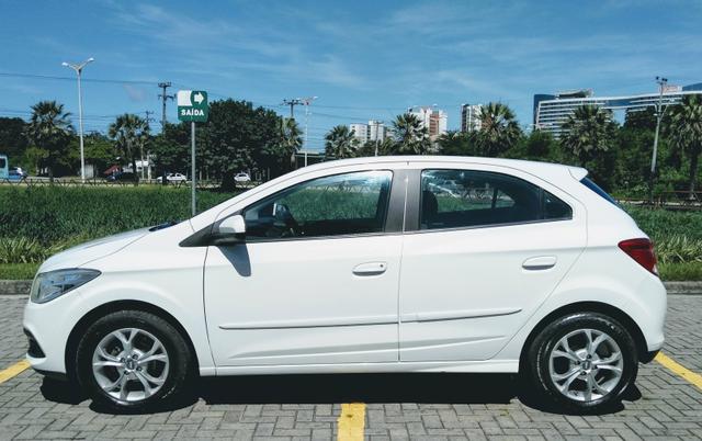 Onix LT 2013, 1.0 completo, novíssimo, tudo pago 2020! - Foto 3