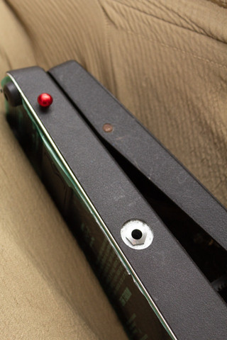Pedal de Wahwah Dunlop CryBaby 95Q c/ Boost - Foto 4