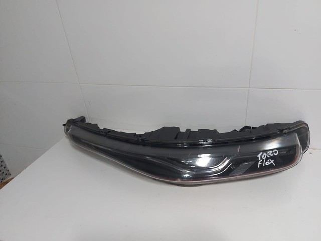 Farol da Fiat Toro flex 