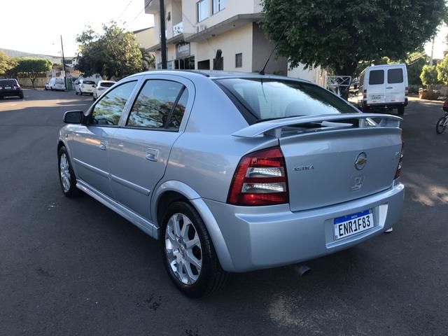 Astra hatch 2011 - Foto 2