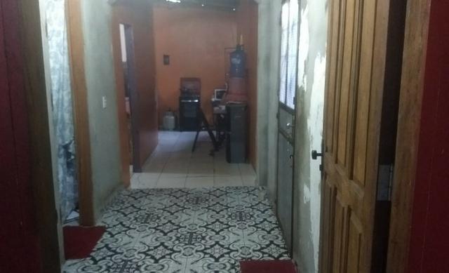 Cachoeirinha dois quartos, próximo a Av. Costa em Silva - Foto 11