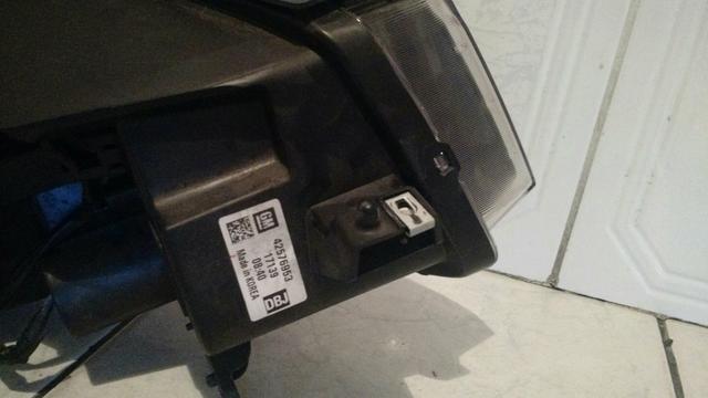 Farol Esquerdo Chevrolet Tracker 2017 2018 Sem Led - Foto 3