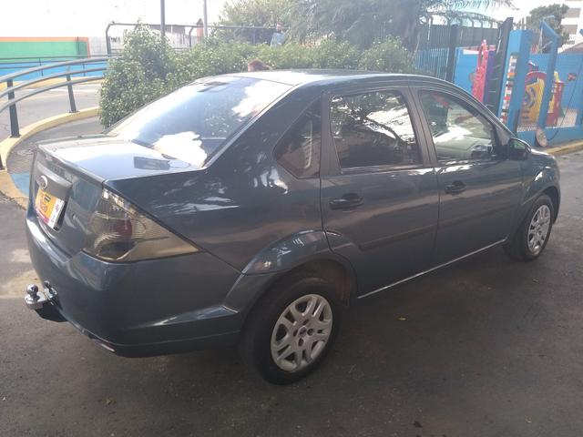 Fiesta 2011 Sedan 1.6 completo * trocas ler condições - Foto 2