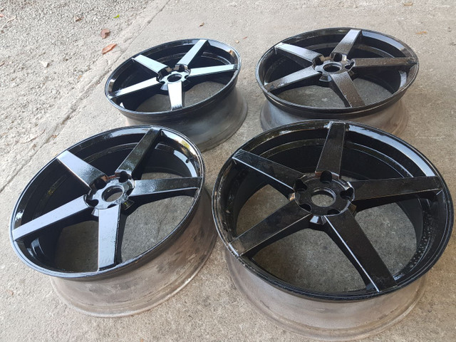 Jogo de roda tsw aro 20 SOCHI 5x114 civic - Foto 2
