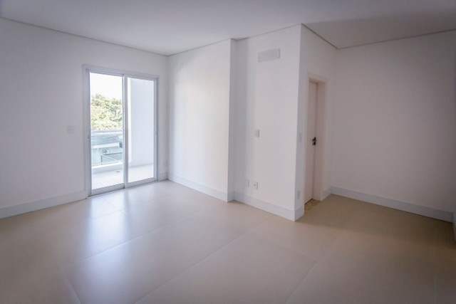 Terezina 275 em Manaus, AM - 5 suítes, 539 m² - Financiamento Direto! - Foto 3