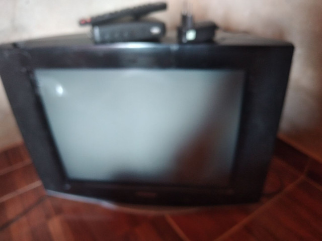 vendo tv com converso - Foto 3