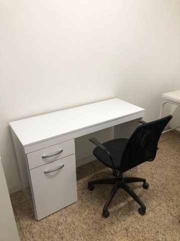 Escrivaninha nova montagem grátis  - Foto 2