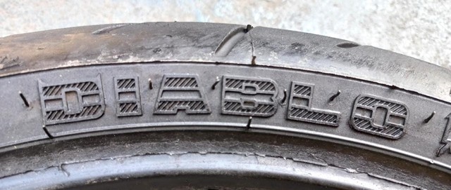 Pneu Pirelli Diablo 120/70-17 - Foto 5