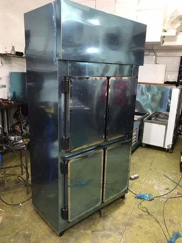Geladeira comercial 4 portas em aço inox