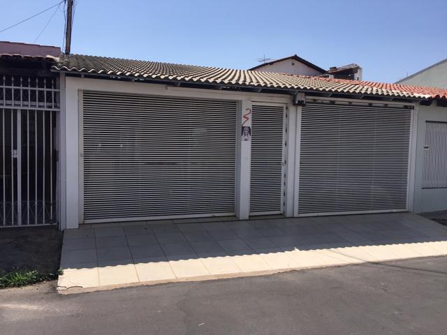 Casa 3 qtos sendo uma suíte aceito financiamento
