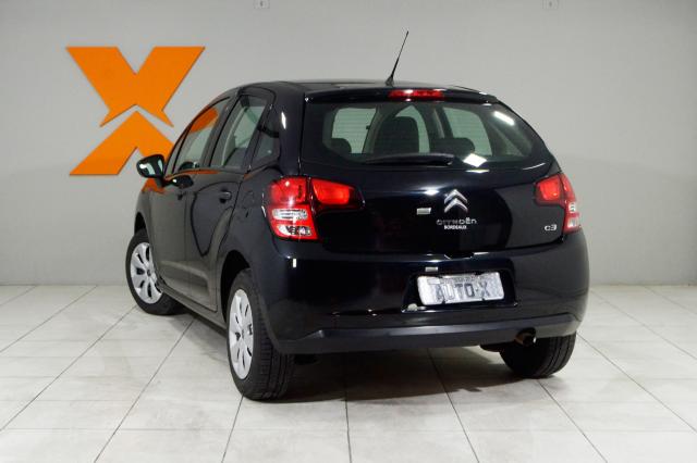Citroën C3 Origine 1.5 Flex 8V 5p Mec. - Preto - 2014 - Foto 6