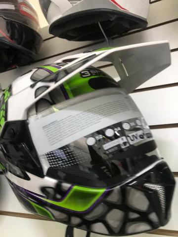 Capacete bieffe na caixa. divido ate 4x no cartão