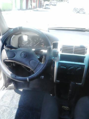 Vendo carro um polo classic 98 motor AP 1.8 - Foto 2