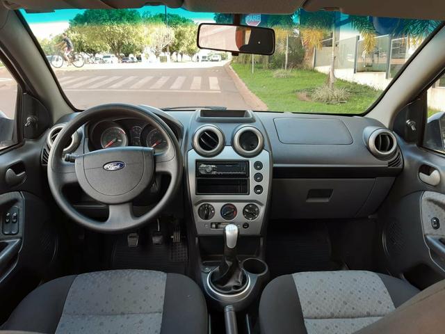 Fiesta Hatch 1.6 - Foto 3