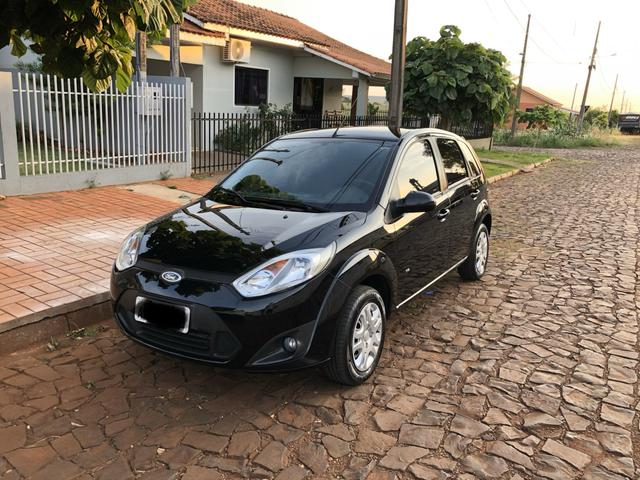 Fiesta SE plus 1.0 8v Flex 5 portas 13/14