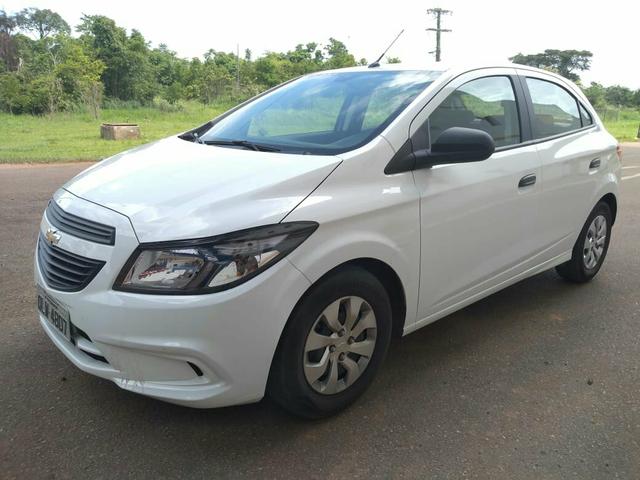 Gm chevrolet onix hatch joy 1.0 flex mt 18-19
