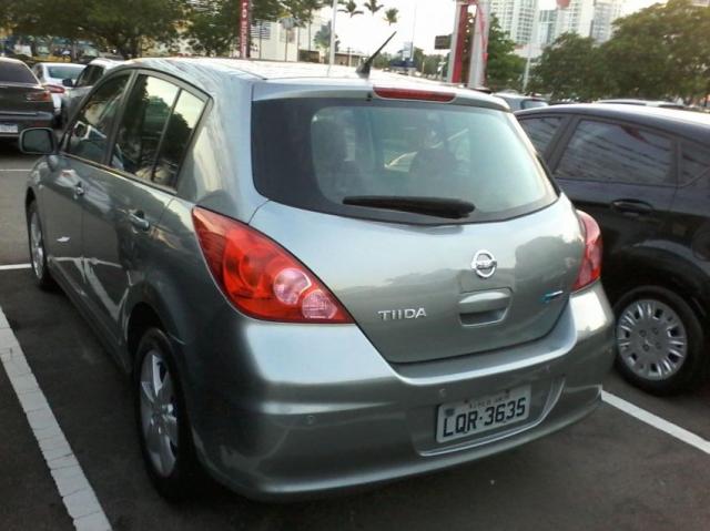 TIIDA 1.8 S 2011 / 2012 KM: 64.500 R$ 32.000,00 - Foto 3