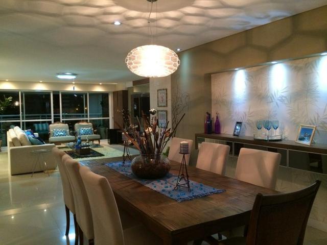 Apt com 4 suítes na ponta do farol! 250m2