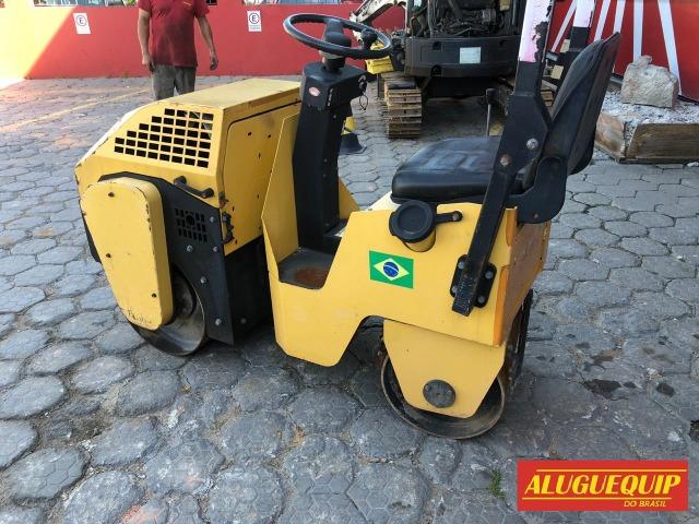 Rolo Compactador Dirigível 2 cilindros
