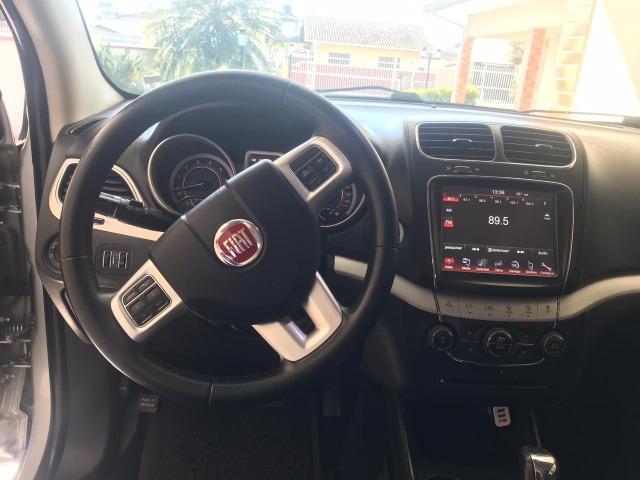 Fiat Freemont Precision 2.4 6 marchas 7 lugares 2014 - Foto 10