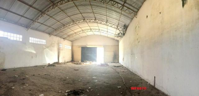 GA0013 Galpão na Avenida Santos Dumont, Galpão na Aldeota, 541m², doca, vagas de garagem - Foto 2