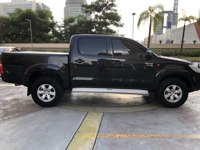 Toyota Hilux 2014