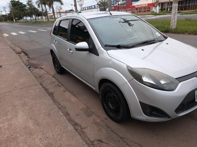 Ford fiesta 1.0 completo - Foto 10